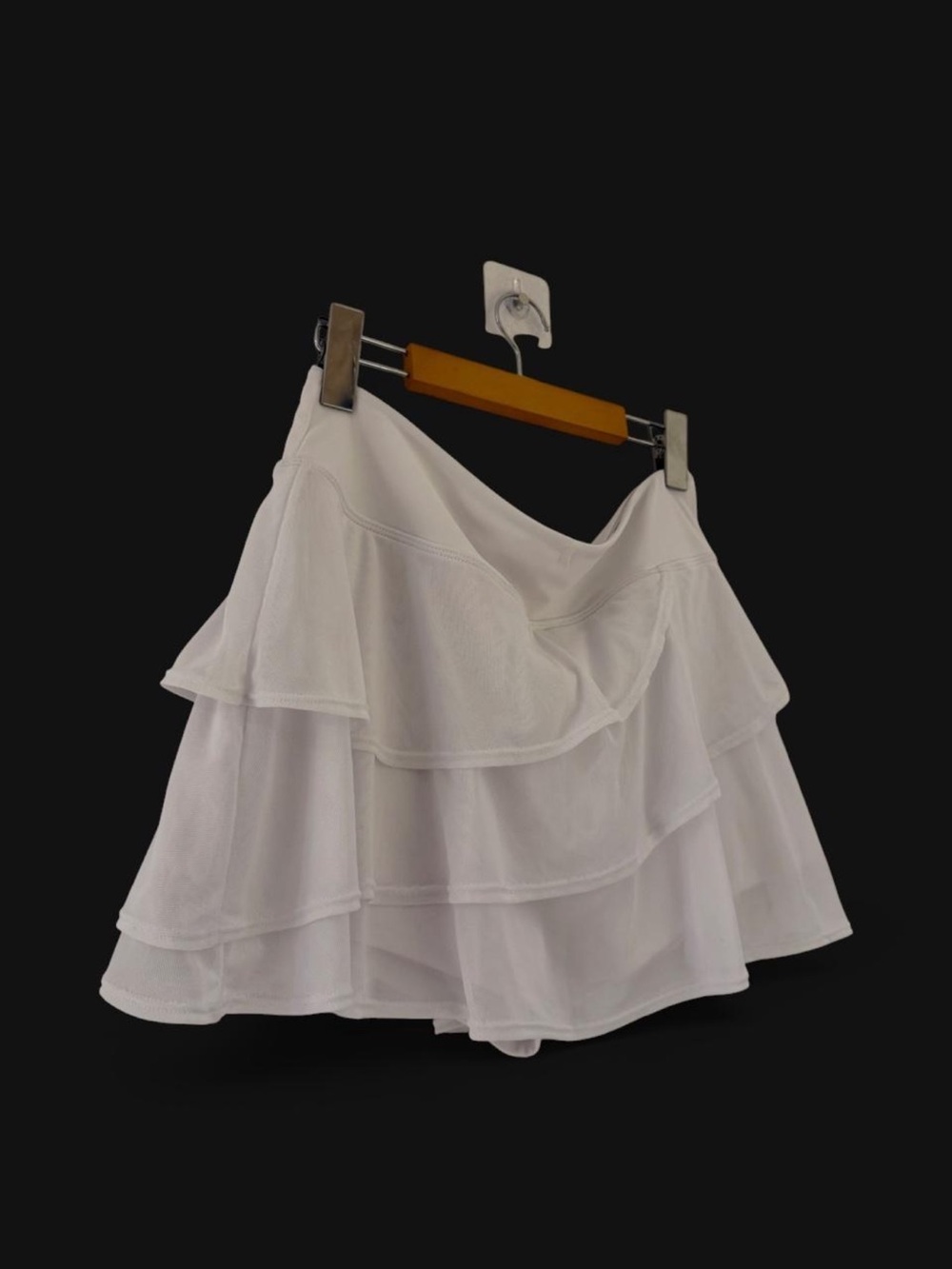 Tiered White Ruffle Mini Skort 🤍 - Picture 2 of 5